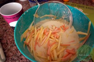 Thailand: Frittierter Mango-/oder Papayasalat