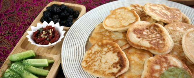 Türkische Joghurt Pancakes - Kaşık Dökmesi / vegan